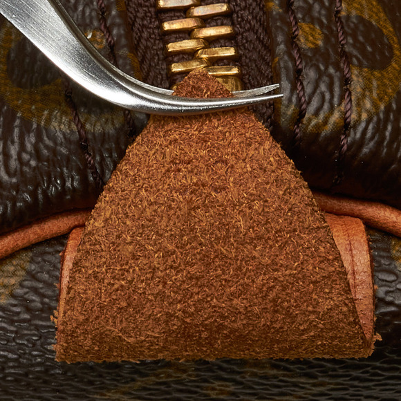 Pre-Loved Louis Vuitton Monogram Keepall 50 - Picture 7 of 12